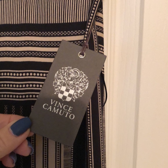 Vince Camuto Sleeveless Maxi Dress - NWT - Picture 3 of 4